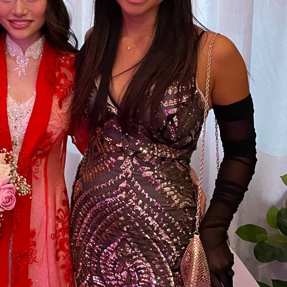 Black Gold Sequins Spaghetti Straps Dress - Picture 4 of 5